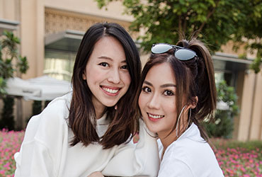 #DubaiTeamSG: Melissa Koh (@melissackoh) and Sophia Chong (@sophiachong)